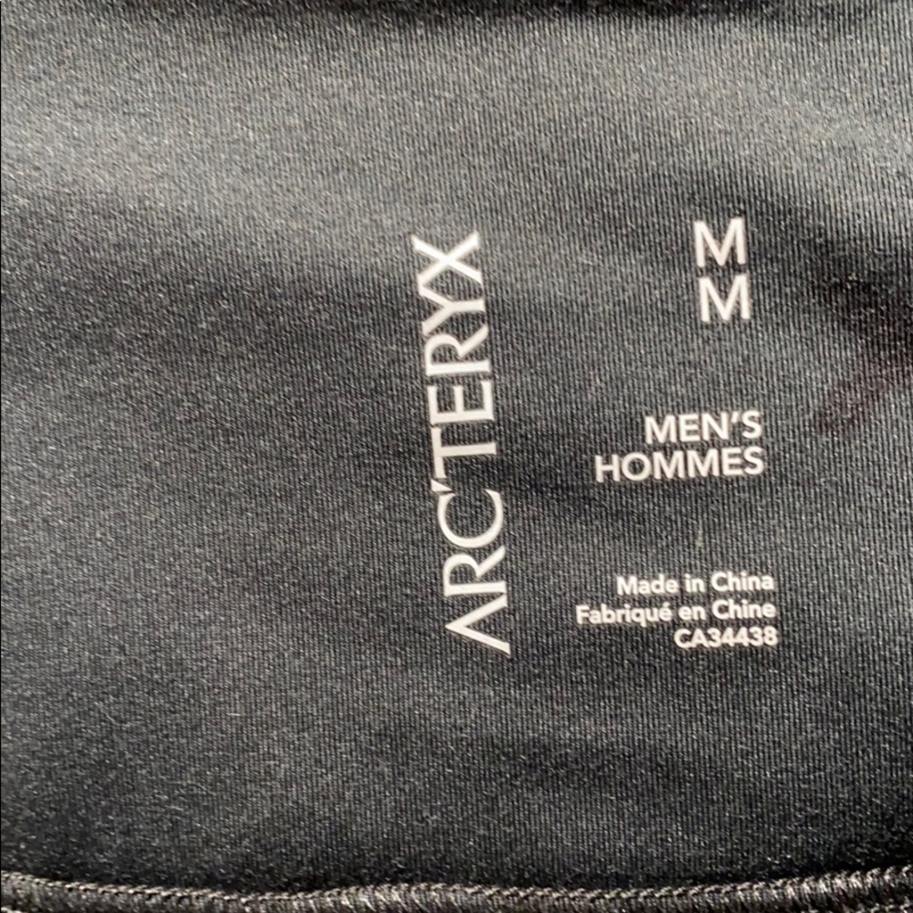 Arc’Teryx lightweight zip up